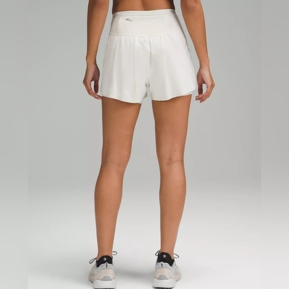 Lululemon Nulux Road To Trail HR Short 4" AIR-SENSE PERFORATION BONE/BONE Size 0 - Picture 4 of 10